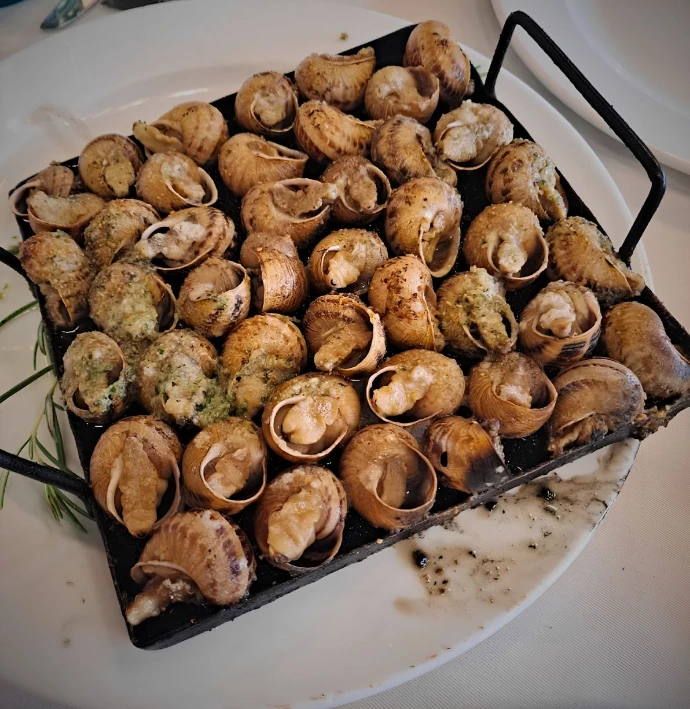 Cargols a la cassola Cargols a la cassola